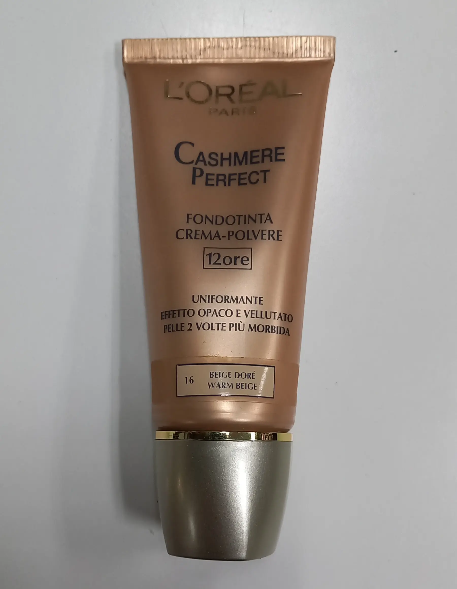 L’OREAL FONDOTINTA CASHMERE PERFECT 16 BEIGE DORE’ - immagine 2