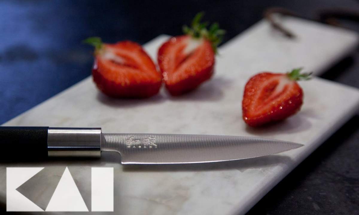 Coltello spelucchino Kai 10 cm 6710P Wasabi Black - immagine 4