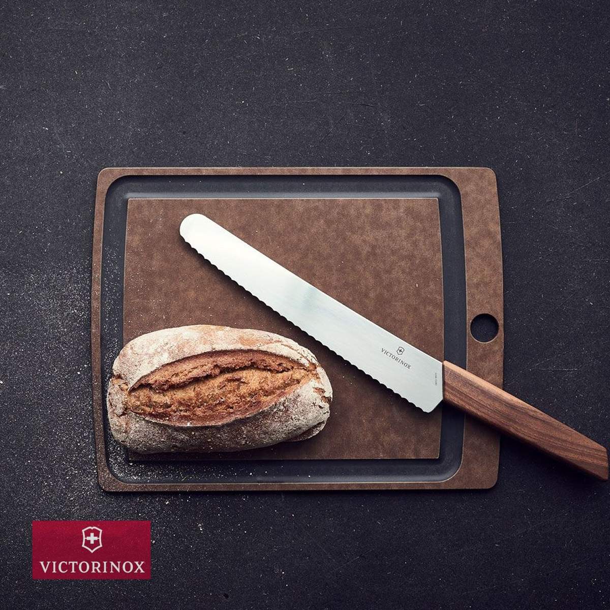 Coltello da pane Victorinox 6.9070.22WG Swiss Modern Wood - immagine 5