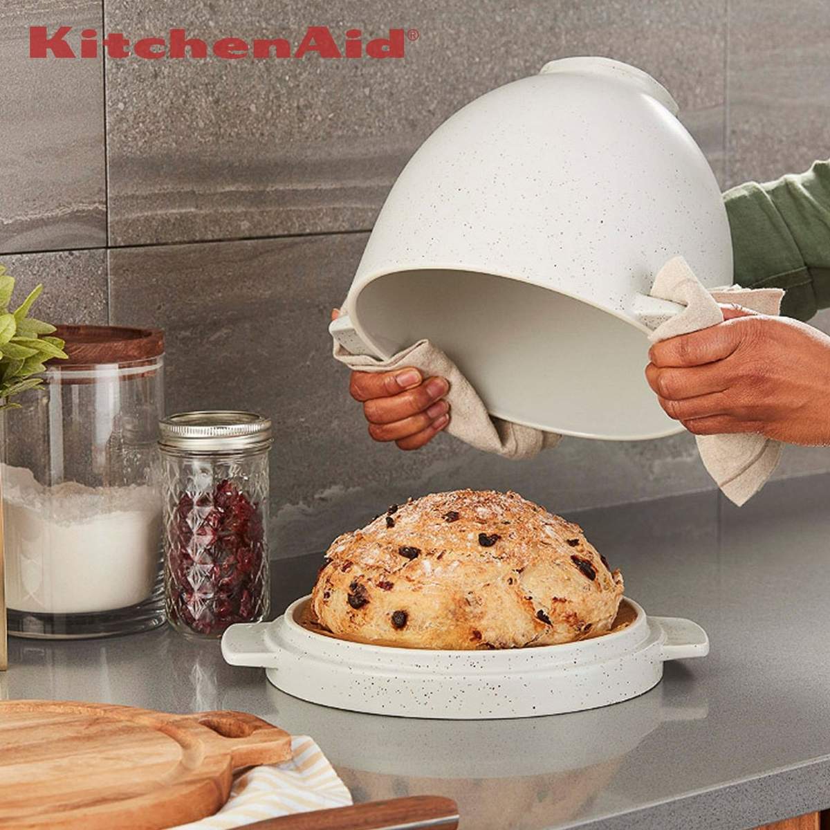 Ciotola in ceramica KitchenAid per pane con coperchio 4,7L 5KSM2CB5BGS - immagine 8