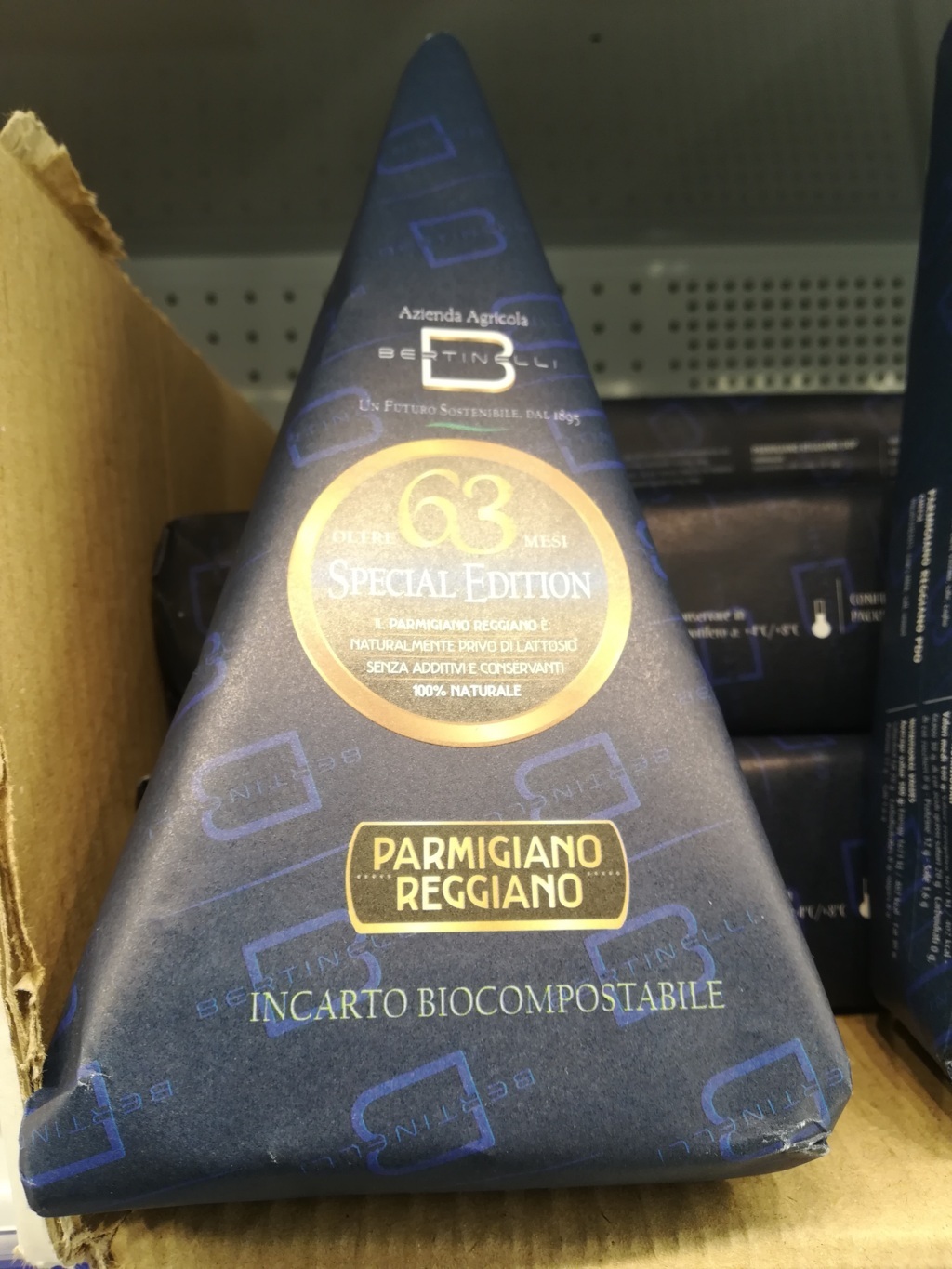 Parmigiano Reggiano Dop 63 mesi Millesimato BERTELLI 500gr - immagine 2