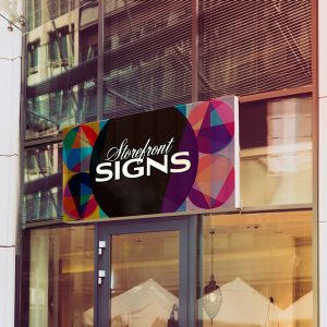 Insegna con pannello scatolato di alluminio a colori su misura fino a max 100X50 cm